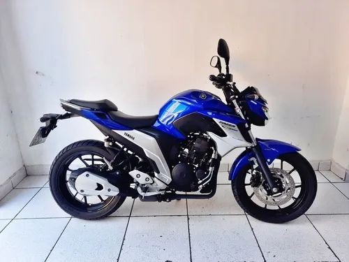 YAMAHA FZ25