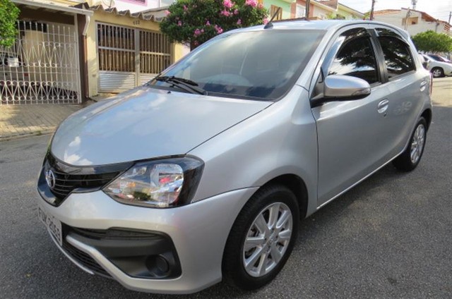 TOYOTA ETIOS 1.5 X PLUS 16V FLEX 4P MANUAL