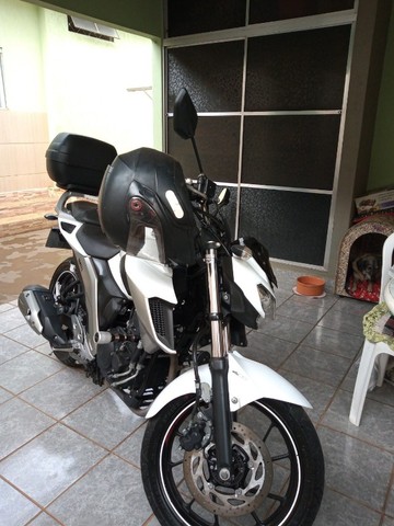 VENDO YAMAHA FAZER 250