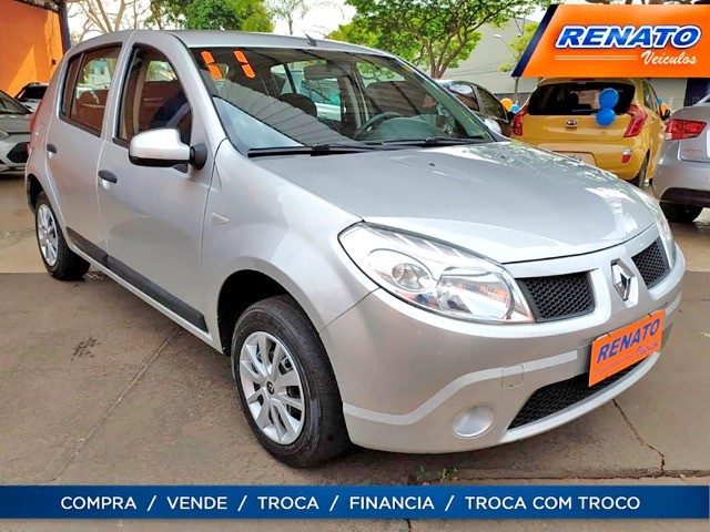 RENAULT SANDERO 1.0 EXPRESSION 2011