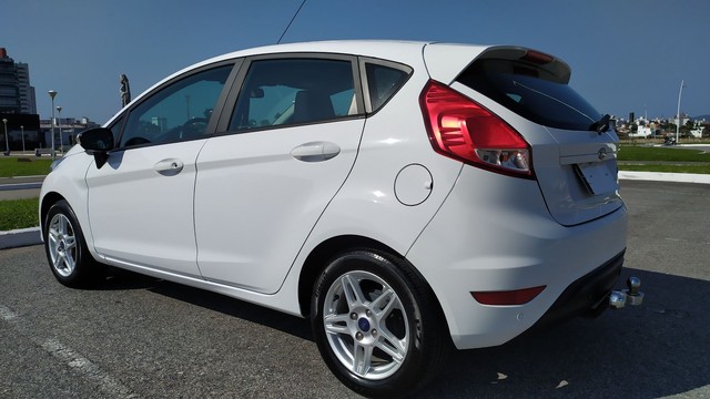 FIESTA SEL 1.6 AUT.2018  BAIXO KM 