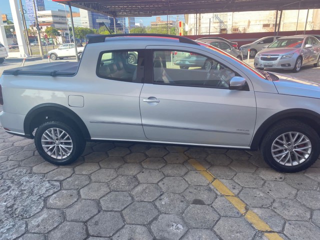 VENDO SAVEIRO  CABINE DUPLA  ANO 17/17