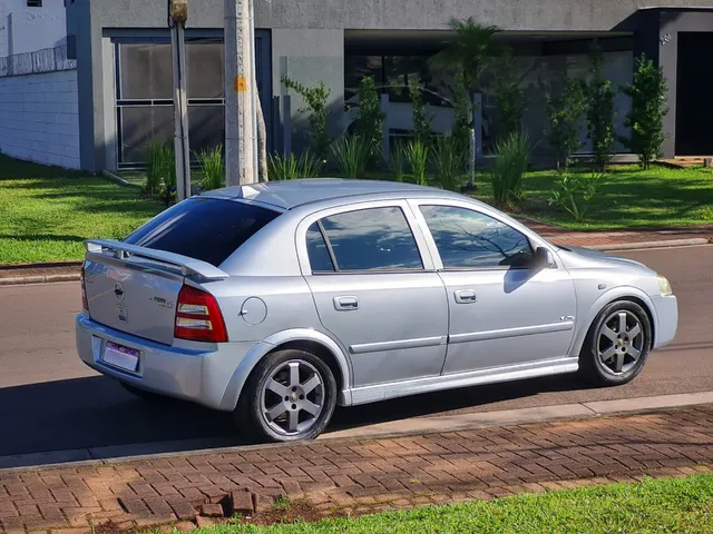 comprar Chevrolet Astra Hatch em Gravataí - RS