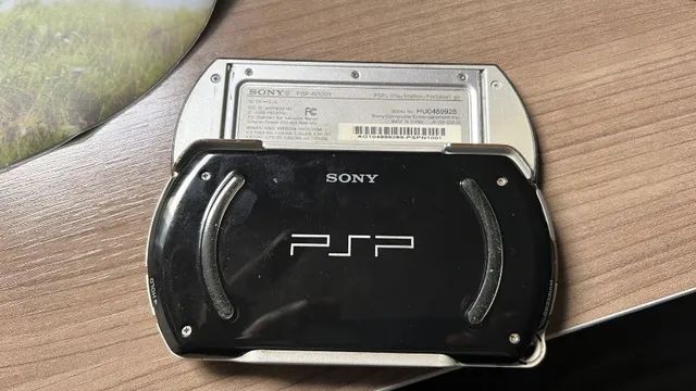 Psp Go Em Ótimo Estado Com Jogos Instalados