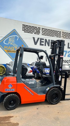 Empilhadeira Toyota 2011- 8FG25- duplex 4m 