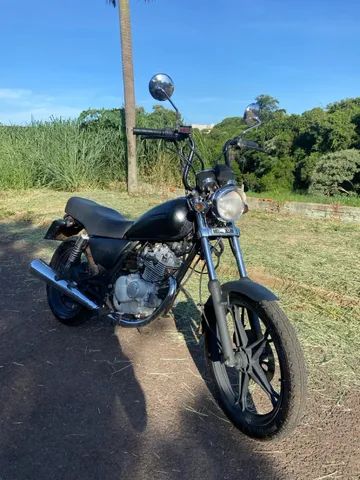 Suzuki Intruder em São José Dos Pinhais