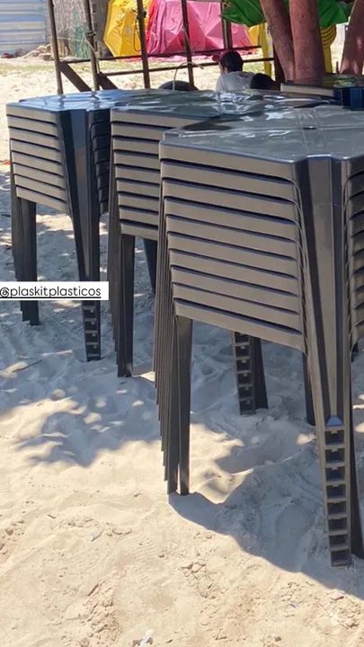 Mesa de plástico | quadrada