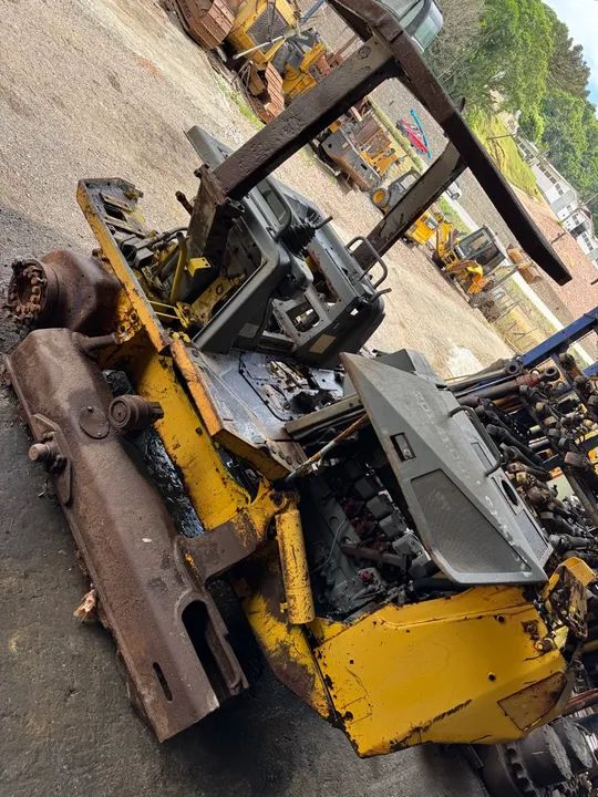 PEÇAS TRATOR ESTEIRA D41