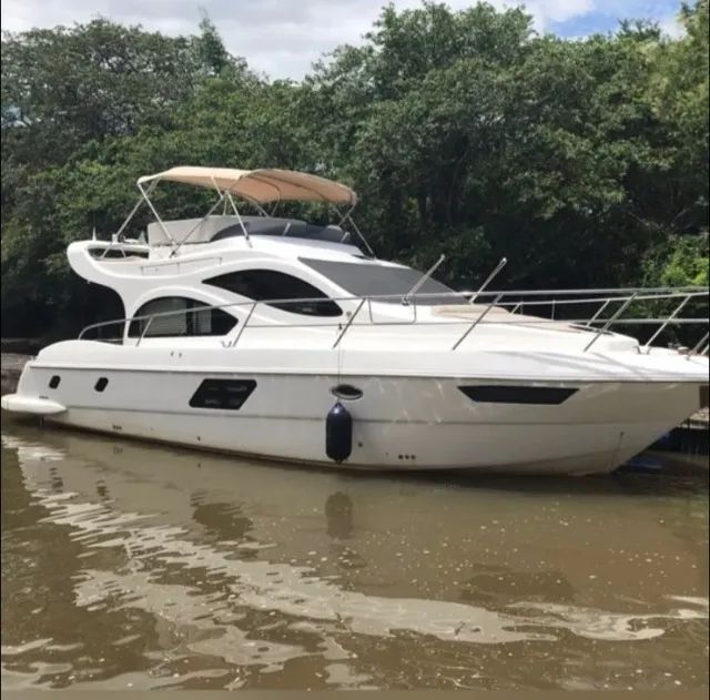 Lancha Real 415 Fly - Ano 2017 - Parelha Mercruiser TDI 370 - Diesel