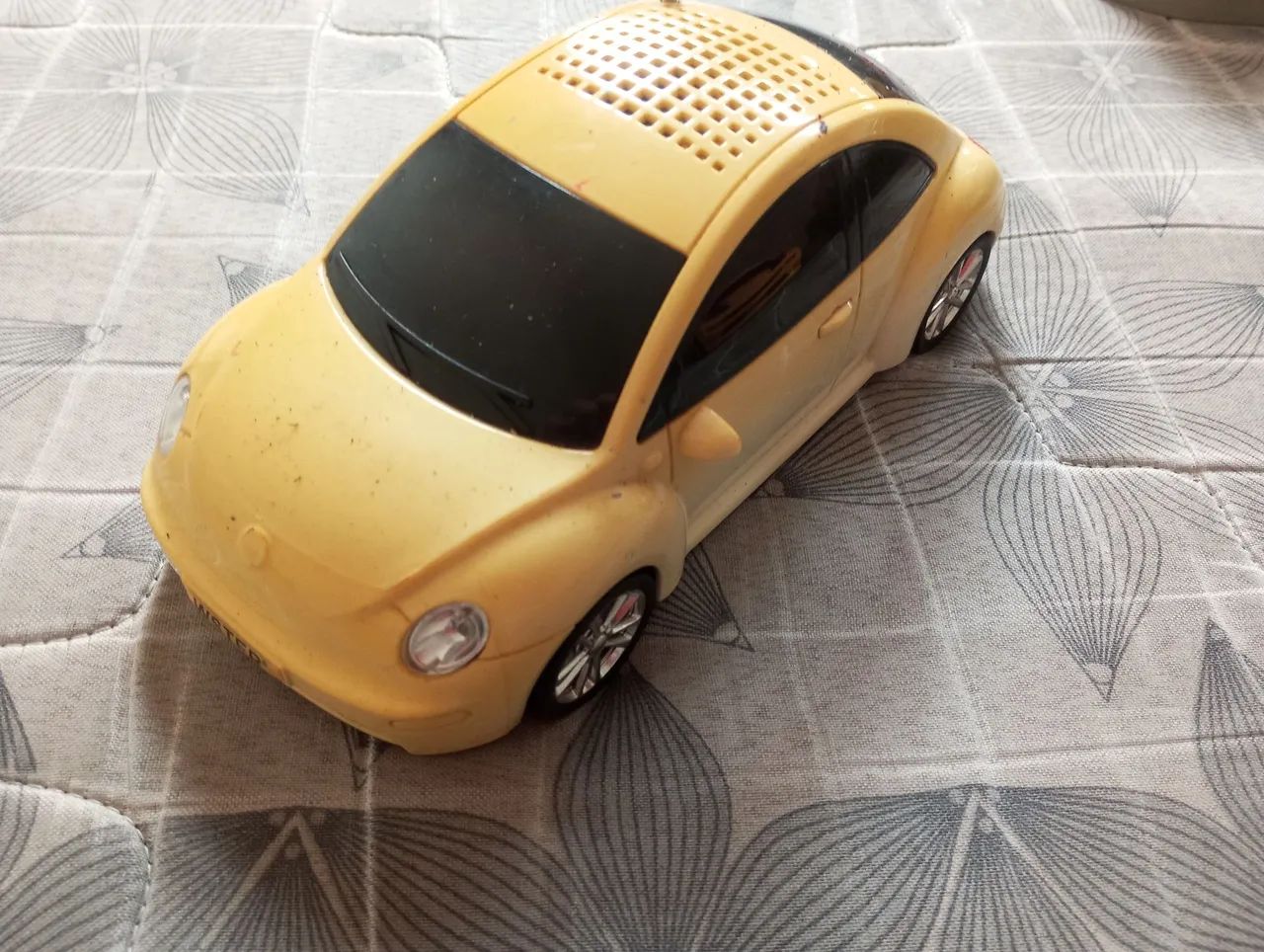 Carrinho Fusca musical com usb