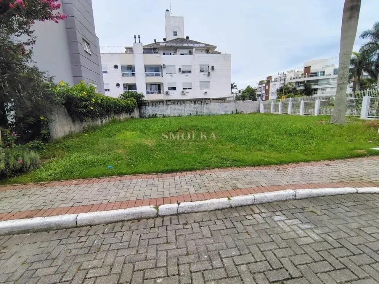 Terreno em Condomínio Fechado