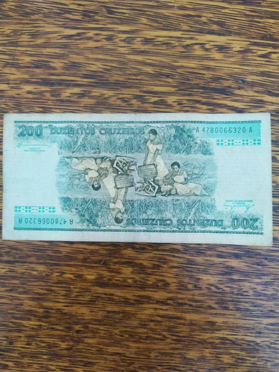 Nota De Duzentos Cruzeiros