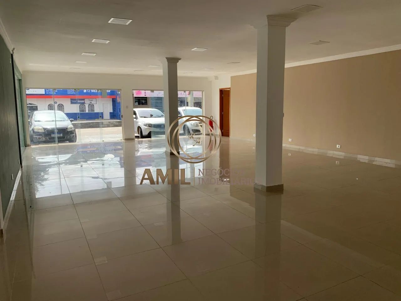 TT Aluga EXCELENTE Ponto Comercial, 120 m², 2 Banheiros, 4 Vagas, Jardim América - SJC - Foto 4