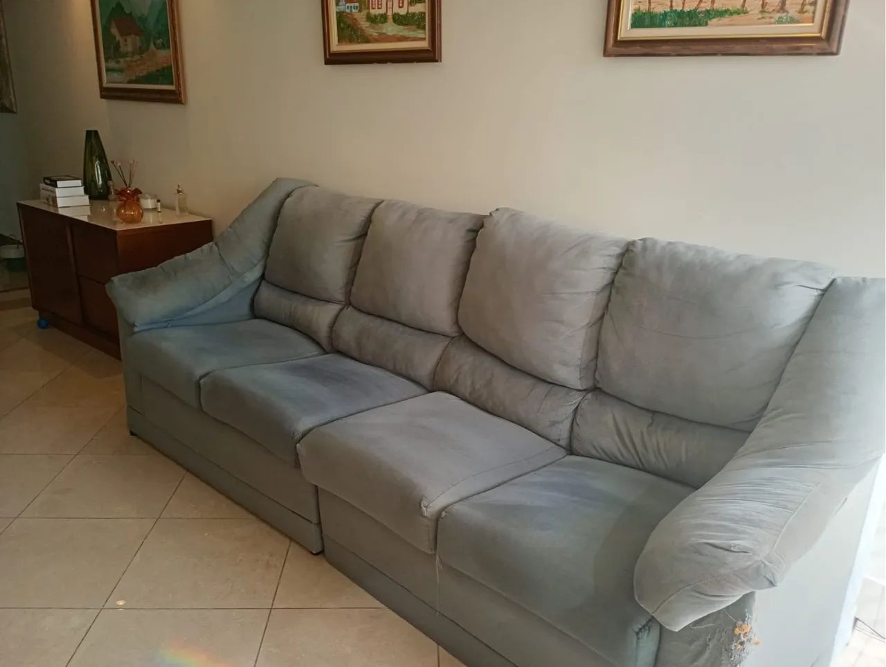 Sofá 4 lugares em excelente estado 2,50 m de comprimento em 0,90 de largura - Foto 3