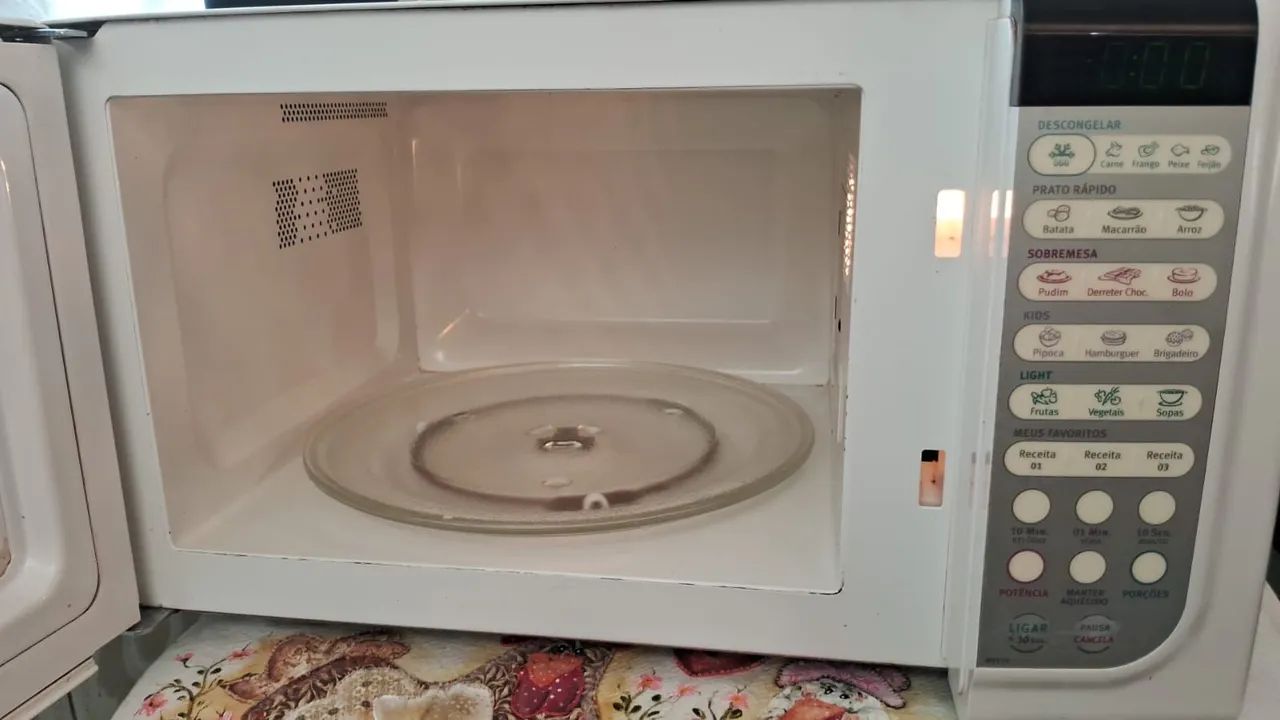 Micro-ondas em ótimo estado!