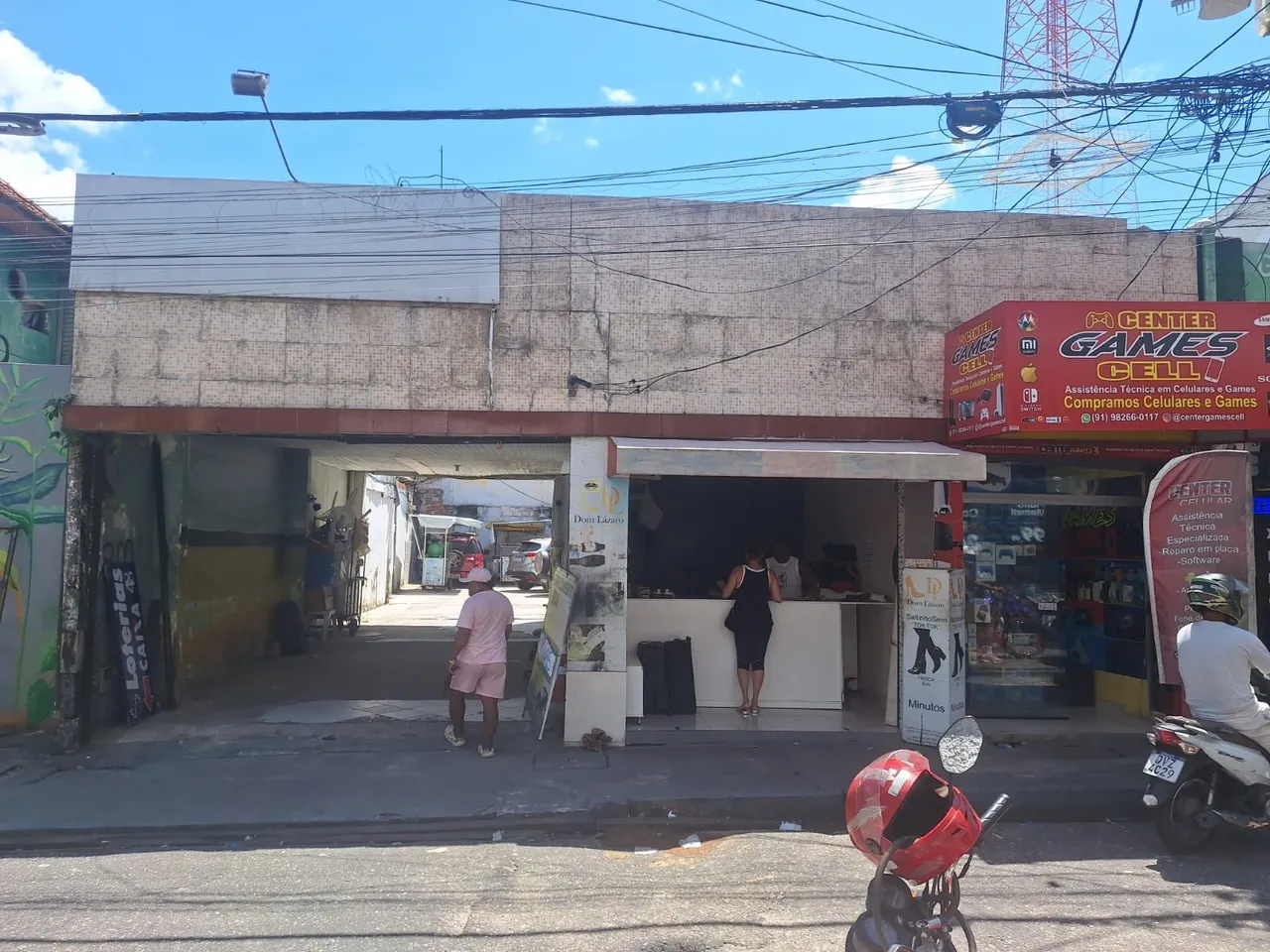 IMÓVEL COM TERRENO E 3 PONTOS COMERCIAIS