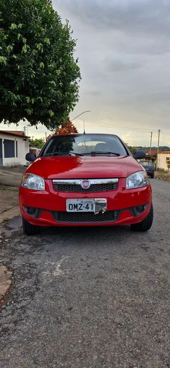 Fiat Siena 1.0 vermelho em Ótimo estado - Foto 2