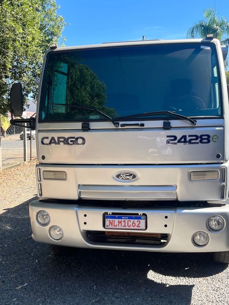 Ford Cargo 2428E Caçamba  - Foto 4