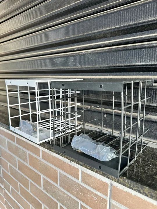 Gaiola, Protetor de Câmeras - Preto e Branco - Foto 2