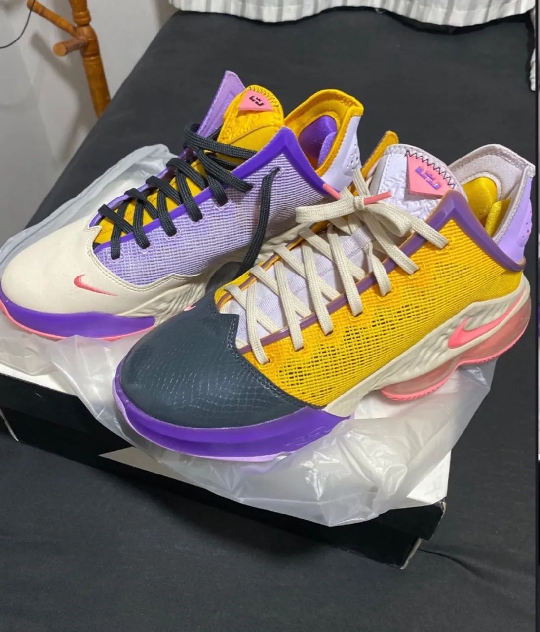 Nike Lebron James XIX Low Mismatch