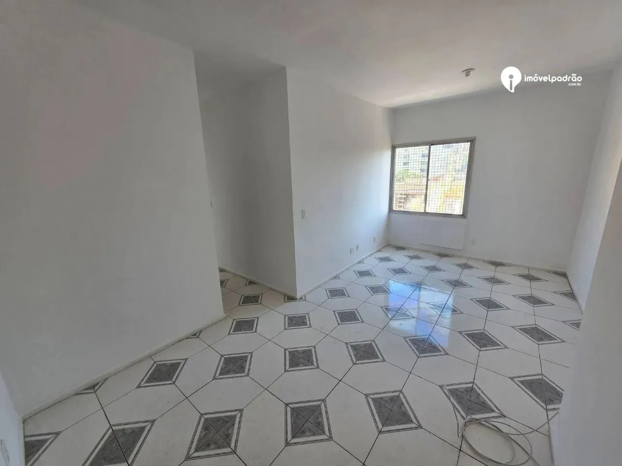 Apartamento com 2 dormitórios à venda, 86 m² por R$ 280.000,00 - Caonze - Nova Iguaçu/RJ