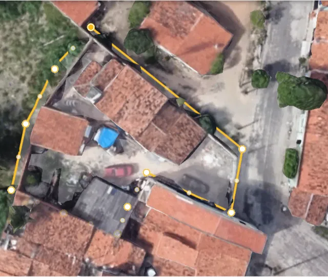 Imóvel com 626m² - Lagoa Redonda (Px Av. Washington Soares)