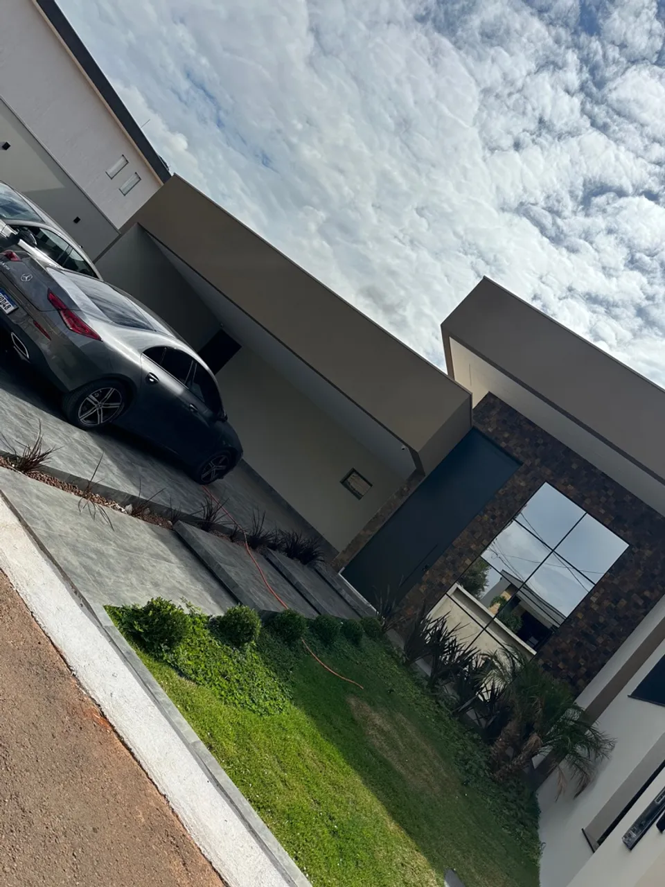 CASA DOS SONHOS EM VICENTE PIRES - 3 SUÍTES - LOTE 700m2