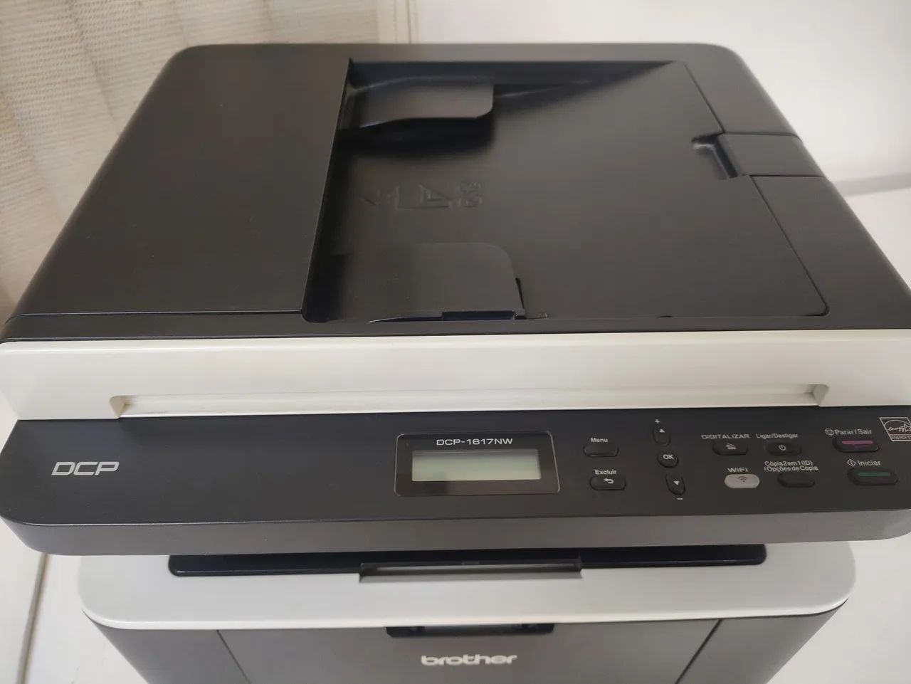 Impressora Multifuncional Brother DCP-1617NW - Foto 5