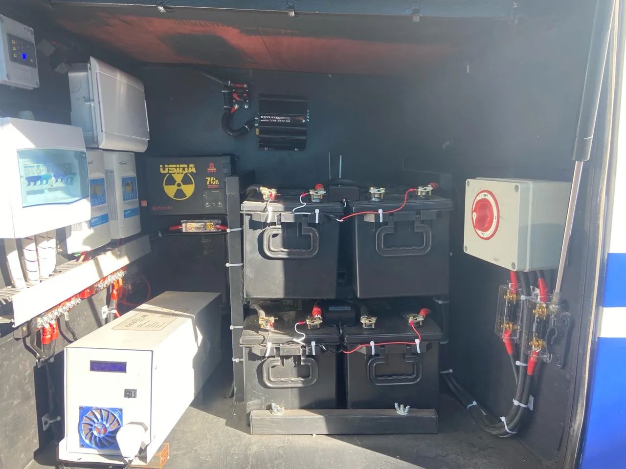 Serviços de elétrica e Energia solar para Motorhome - Off Grid On Grid Híbrido