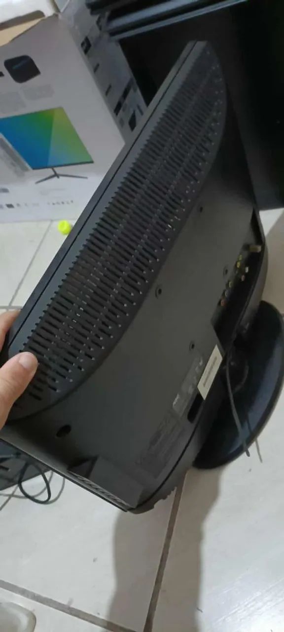 Tv 20 polegadas de lcd - Foto 3