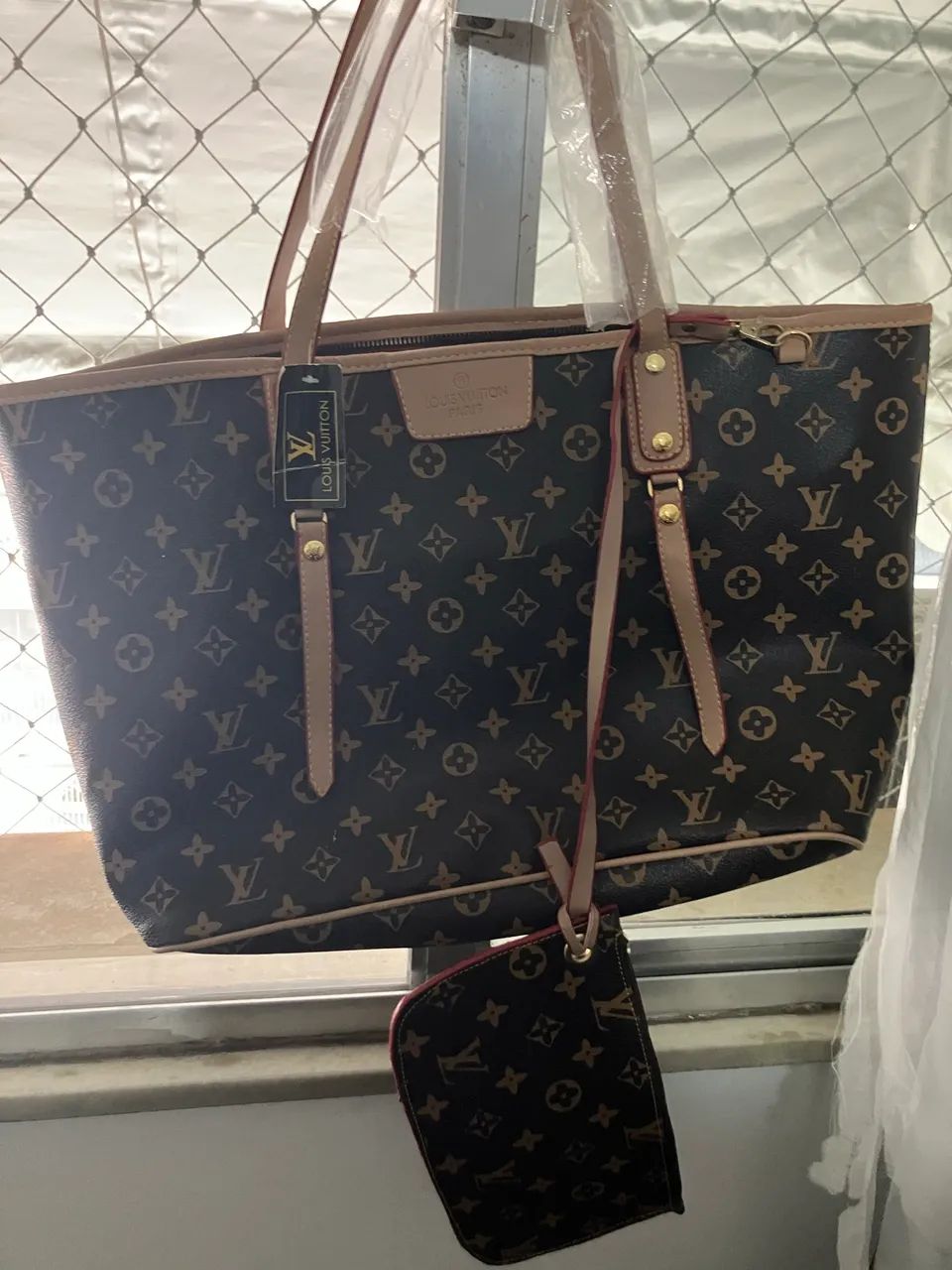 Bolsa louis vuitton faço troca em o que me interessar  - Foto 5