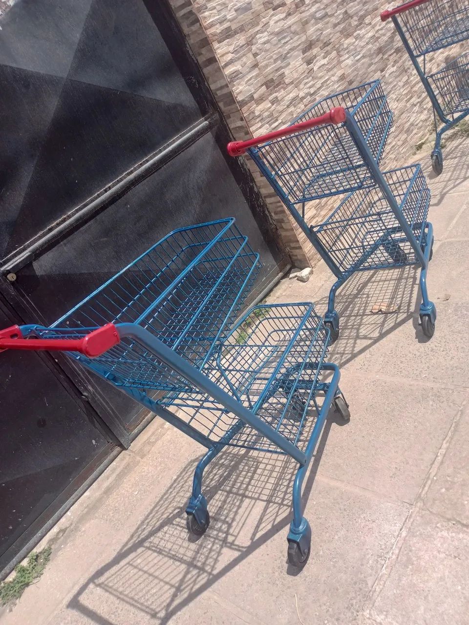 Carrinhos de supermercado ( Reformamos trocamos e vendemos).. - Foto 4