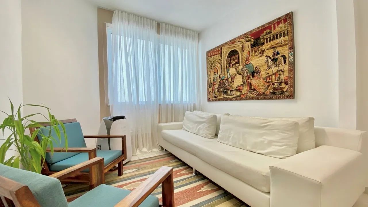 Leather Sofa64750824461570122