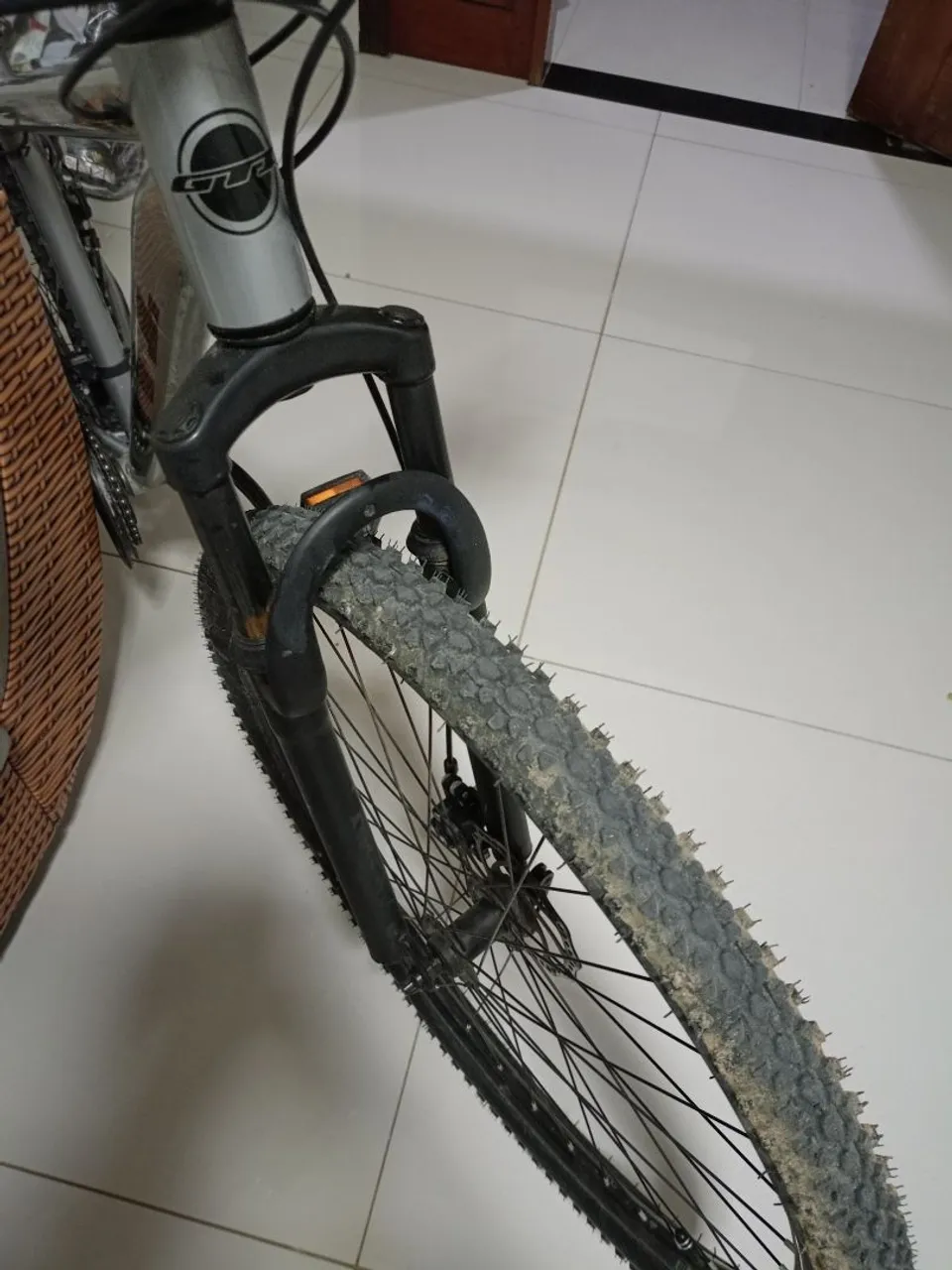 Bicicleta semi nova