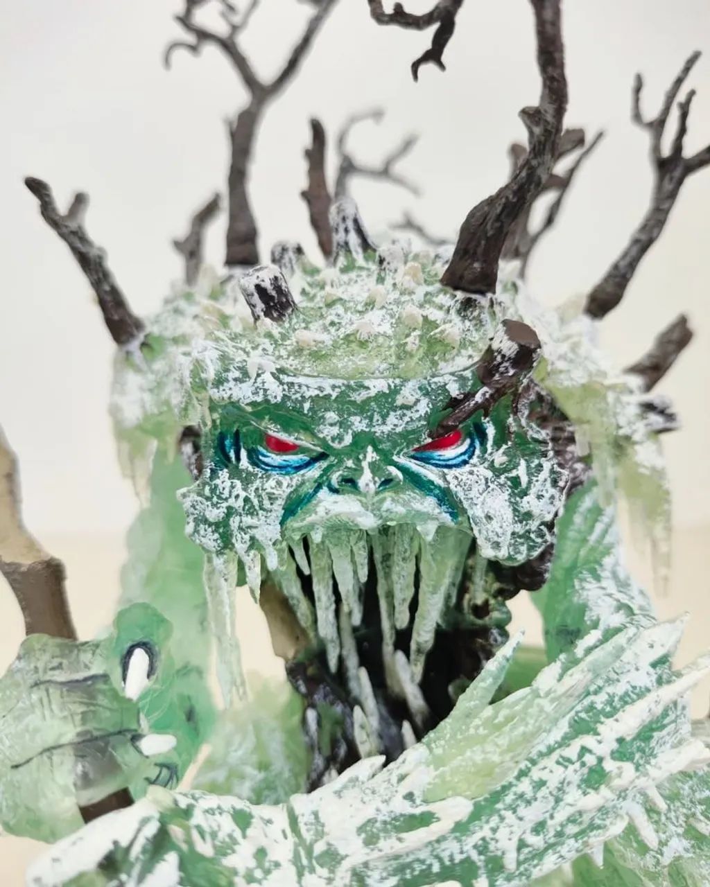 Criatura de Gelo - Jack Frost - McFarlane <br>McFarlane's Twisted