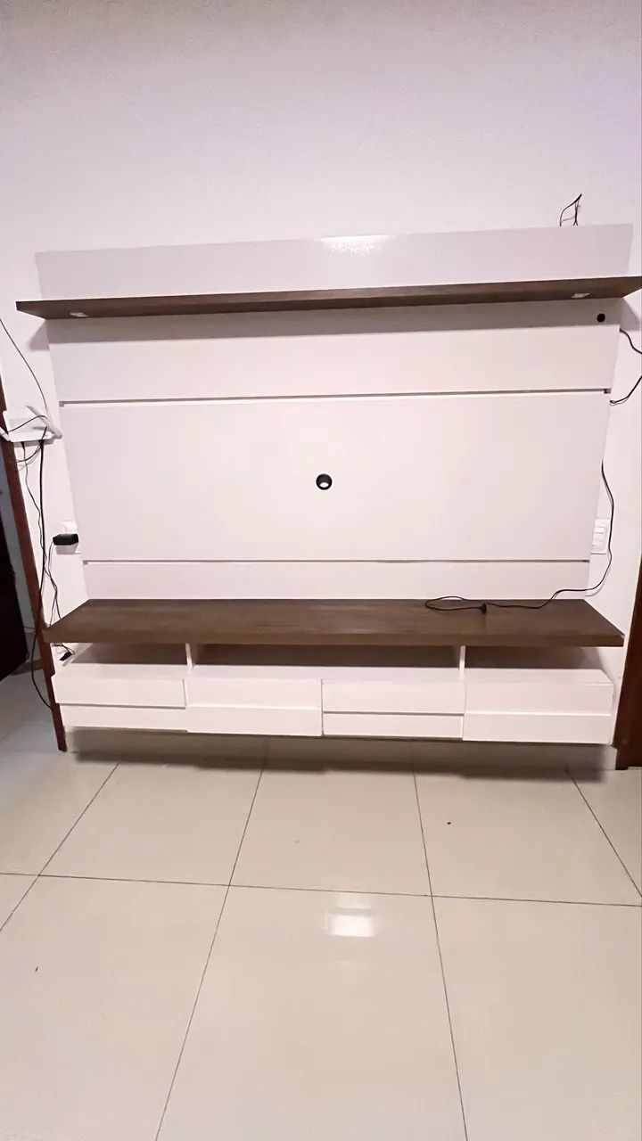 Painel para TV até 55 polegadas com LED, off Whitte