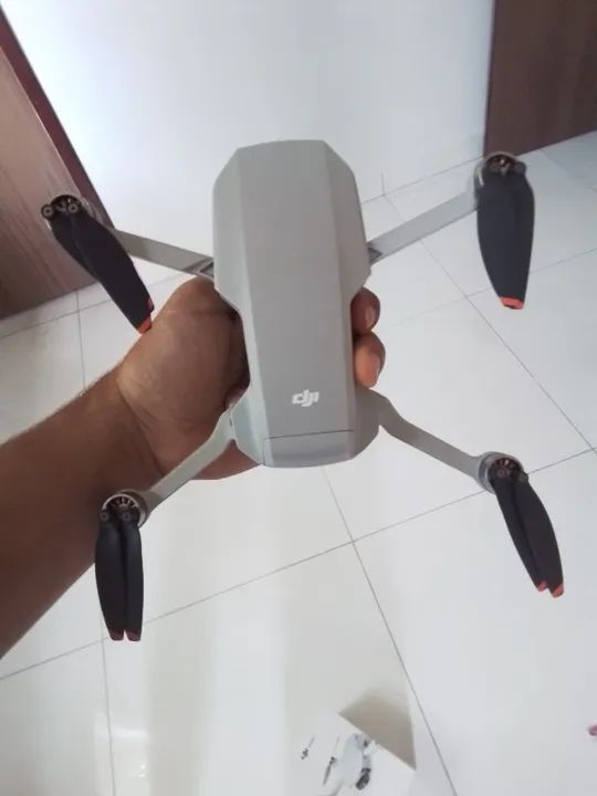 Drone DJI Mini 2 com 3 baterias , pouco usado - Foto 4