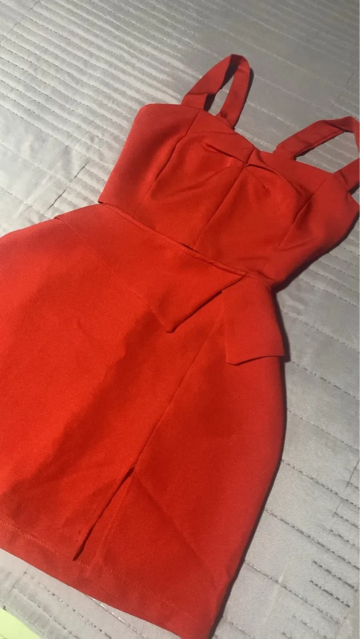 Vestido vermelho de festa