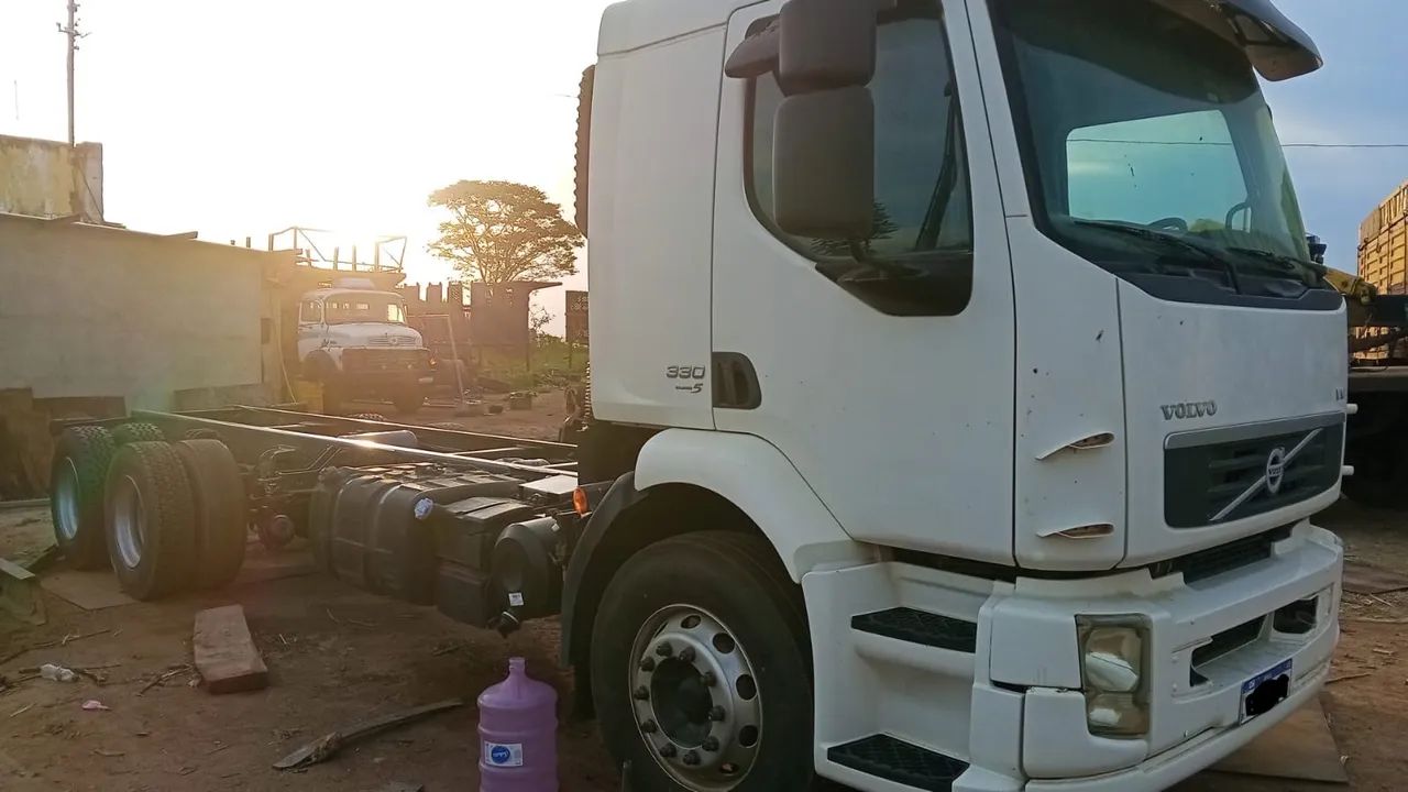 Vendo Volvo VM 330