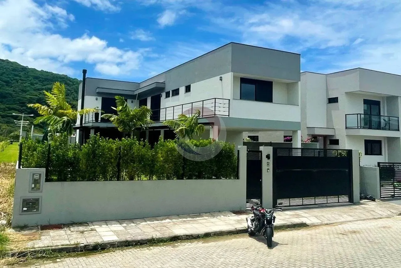 CASA 5 SUITES - RIO TAVARES