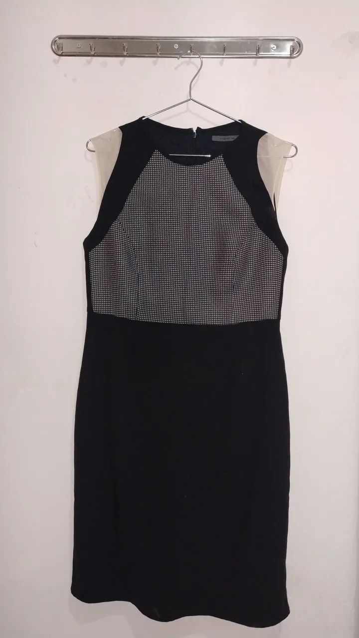 Vestido Preto com Detalhe em P&B