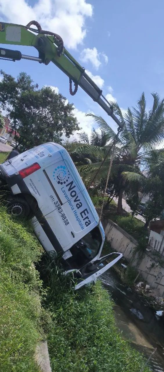 BRUNO MUNCK locações e transportes. - Foto 5