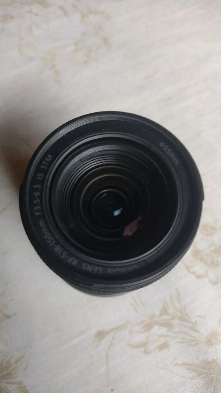 Lente Canon RF 18-150mm F3.5-6.3 IS STM - Usada apenas 3 vezes.