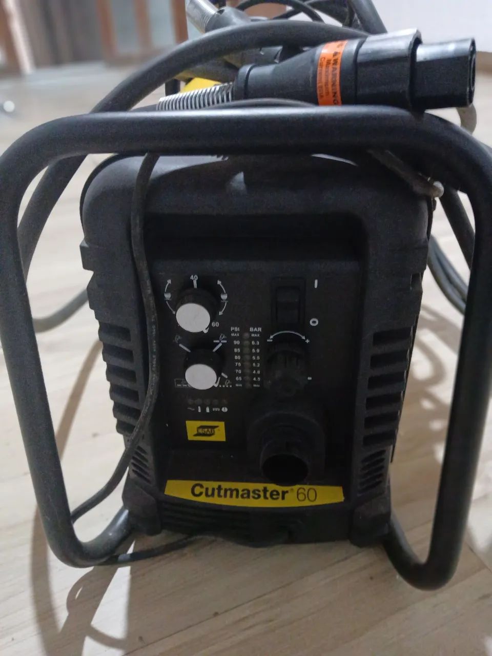 Cortador de Plasma Cutmaster 60 esab