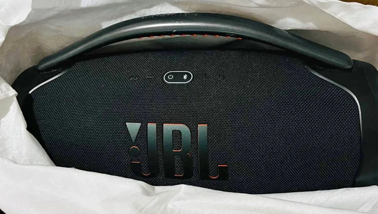 Caixa de Som JBL Boombox