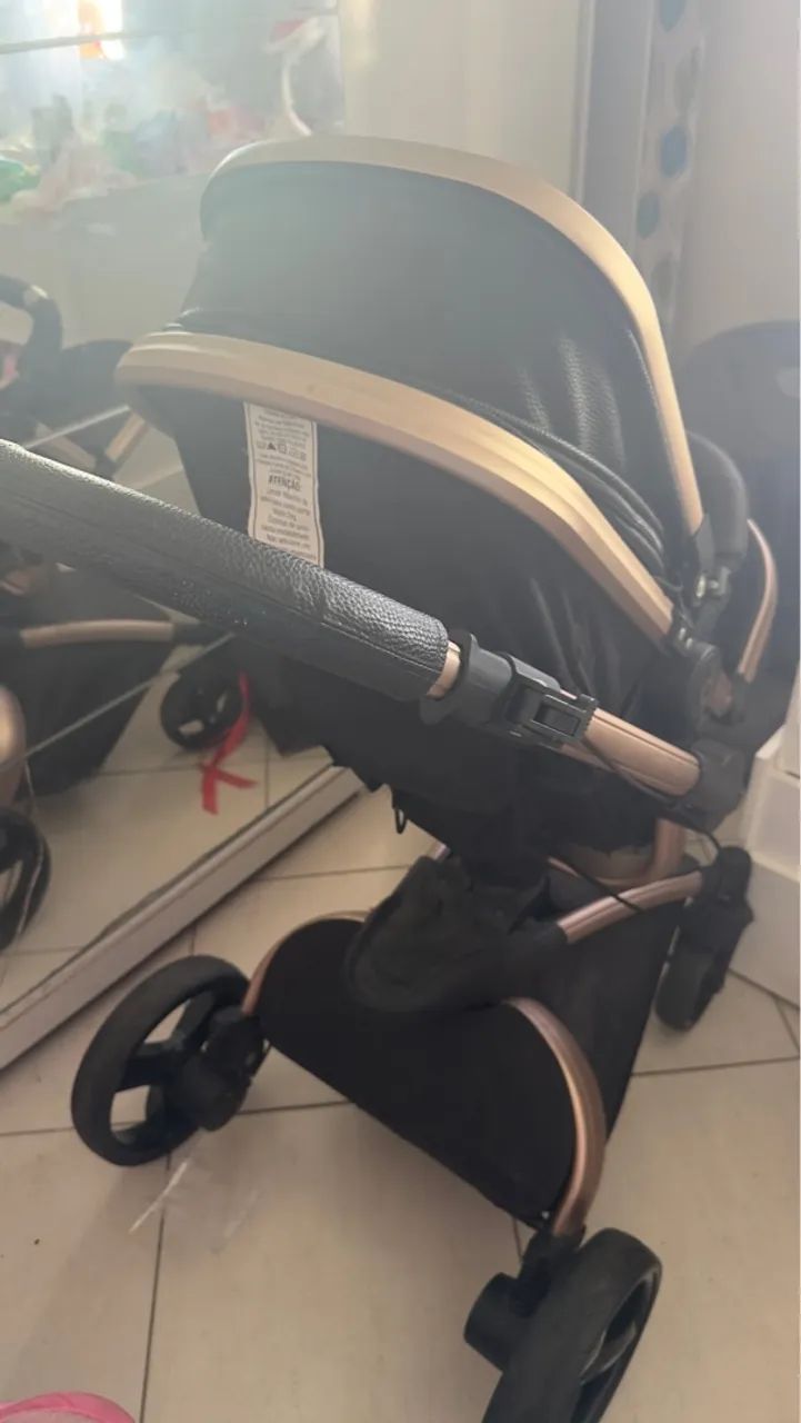 Carrinho de Bebê Vulkan da Dzieco 360  + bebê conforto muito novos - Foto 4