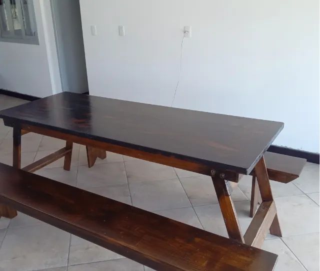 Mesa de churrasco completa com bancos64352820278017120