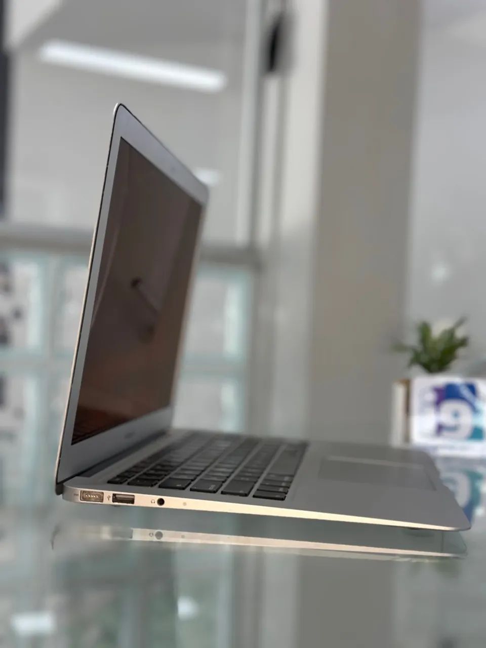 MacBook Air 2011- seminovo  - Foto 3