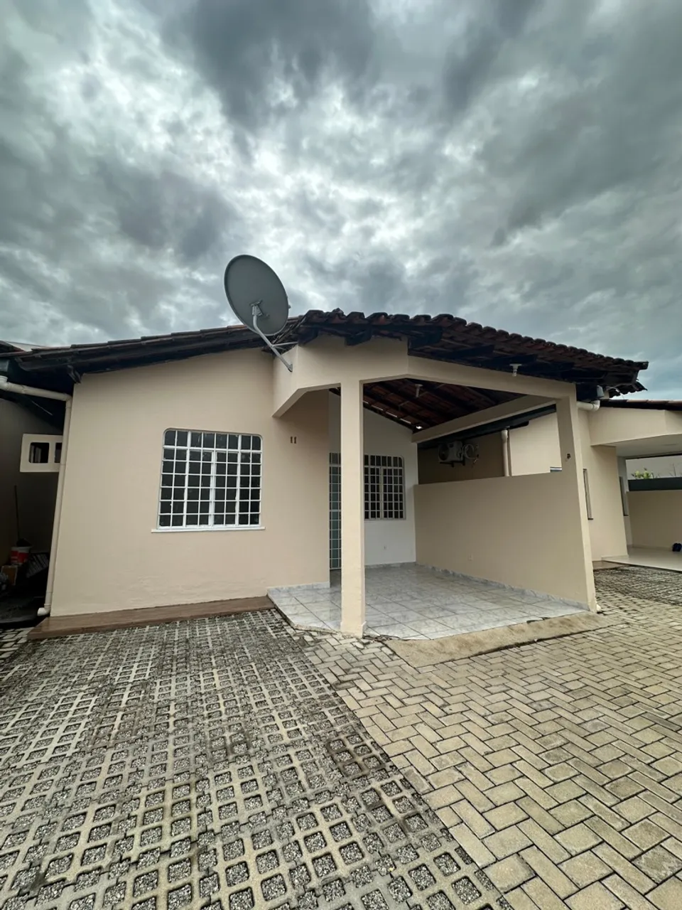 Aluga-se apartamento 
