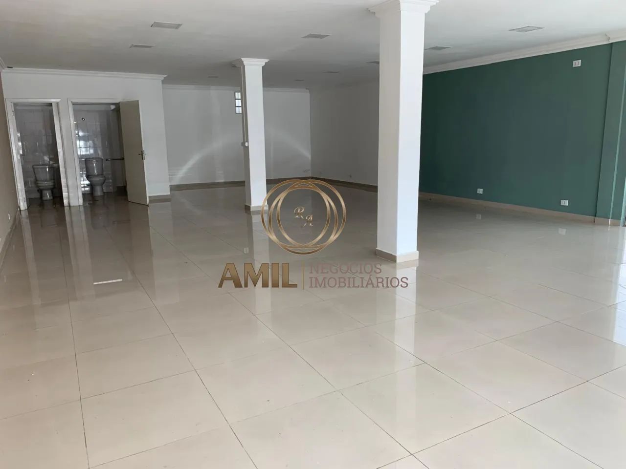 TT Aluga EXCELENTE Ponto Comercial, 120 m², 2 Banheiros, 4 Vagas, Jardim América - SJC - Foto 2